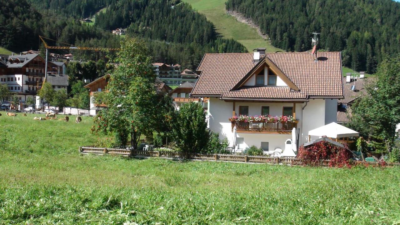 Apartments Primula San Vigilio Di Marebbe Eksteriør bilde